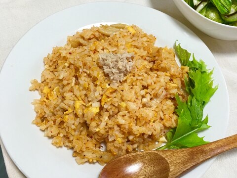 味付け簡単♪♪刻みキムチとツナ玉子炒飯♡